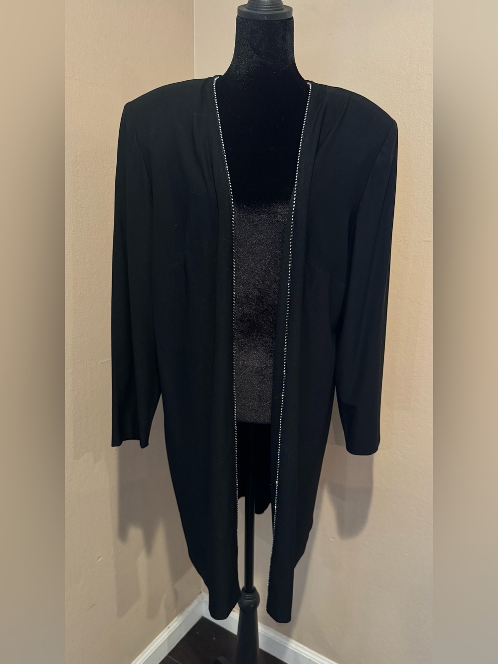 Quiet Luxury Open Cardigan/Jacket W/ 3/4 Sleeves & Sparkling Rhinestone Trim
